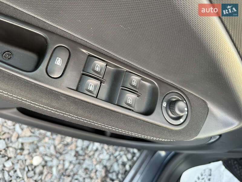 Хэтчбек Renault Zoe 2018 в Дрогобыче