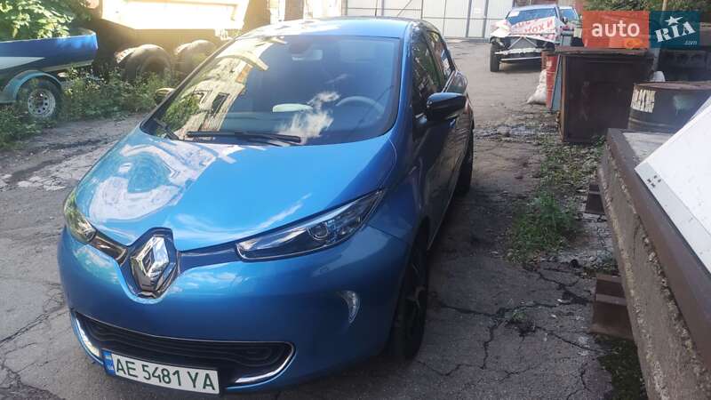 Хэтчбек Renault Zoe 2016 в Днепре