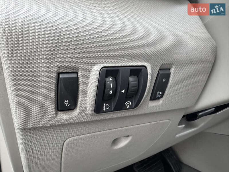 Хетчбек Renault Zoe 2014 в Радивиліві