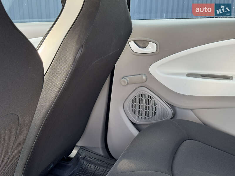 Хэтчбек Renault Zoe 2015 в Дрогобыче
