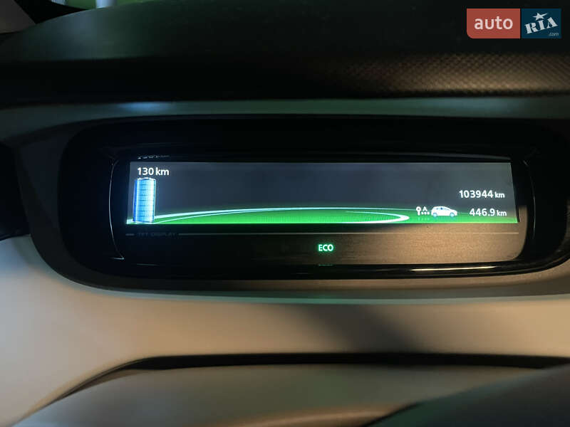 Хэтчбек Renault Zoe 2015 в Дрогобыче