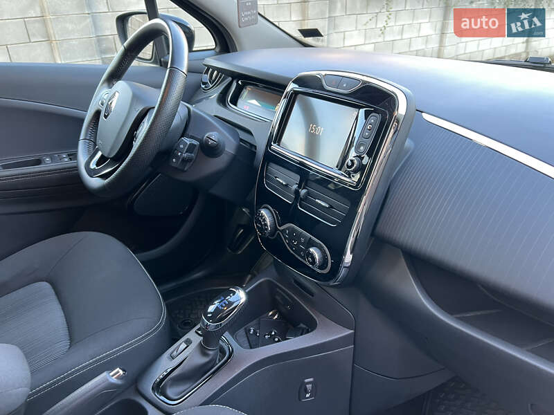 Хетчбек Renault Zoe 2017 в Рівному