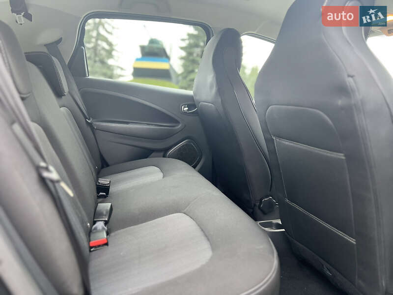 Хетчбек Renault Zoe 2018 в Дубні