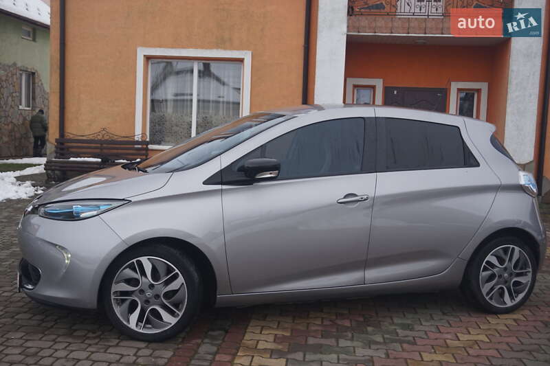 Хэтчбек Renault Zoe 2015 в Самборе