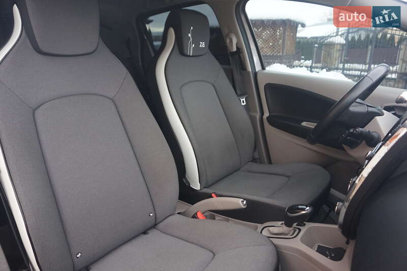 Хэтчбек Renault Zoe 2015 в Самборе