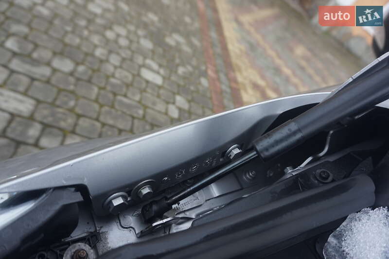 Хэтчбек Renault Zoe 2015 в Самборе