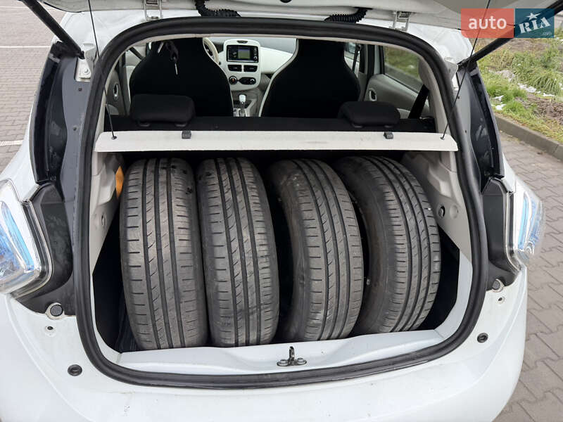 Хэтчбек Renault Zoe 2016 в Луцке фото 18 Хэтчбек Renault Zoe 2016 в Луцке