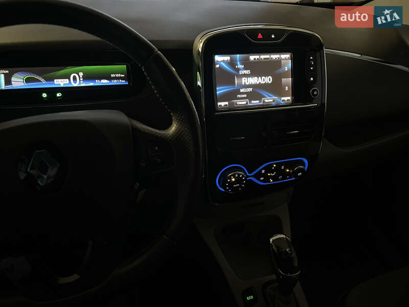 Хетчбек Renault Zoe 2013 в Ужгороді фото 14 Хетчбек Renault Zoe 2013 в Ужгороді
