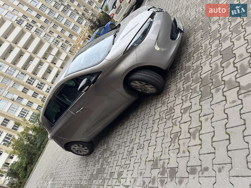 Хетчбек Renault Zoe 2015 в Хмельницькому фото 5 Хетчбек Renault Zoe 2015 в Хмельницькому