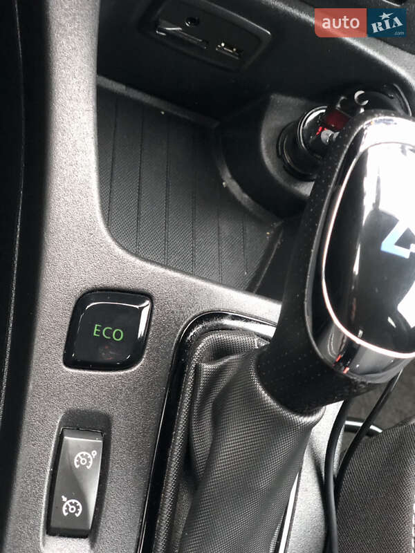 Хэтчбек Renault Zoe 2017 в Ровно