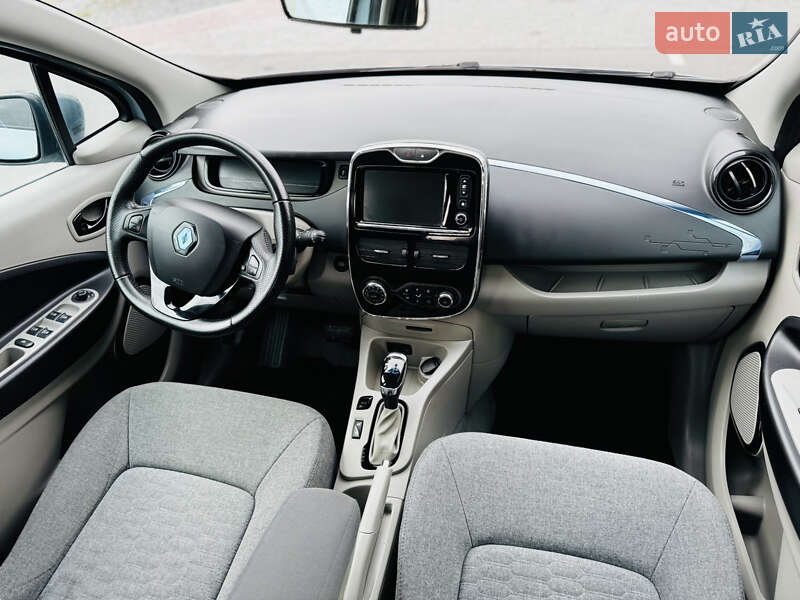 Хэтчбек Renault Zoe 2014 в Здолбунове