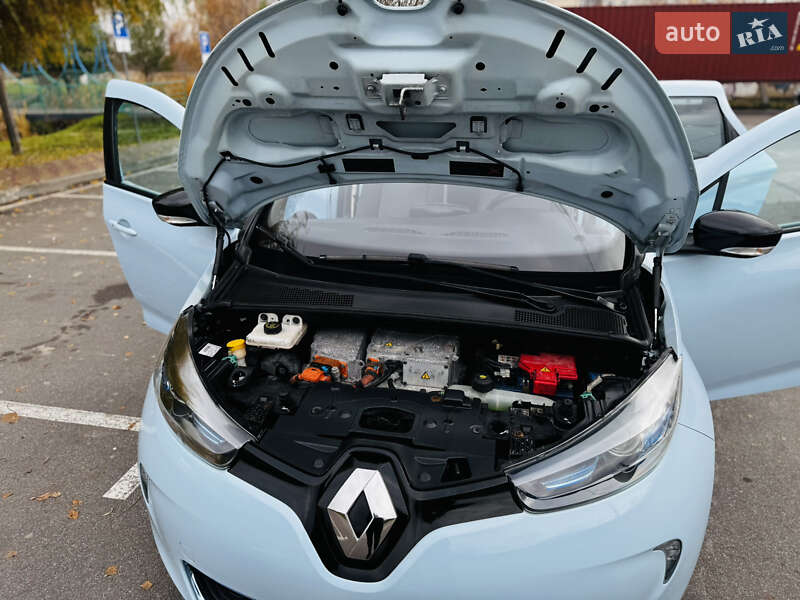 Хэтчбек Renault Zoe 2014 в Здолбунове