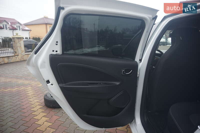 Хэтчбек Renault Zoe 2018 в Самборе