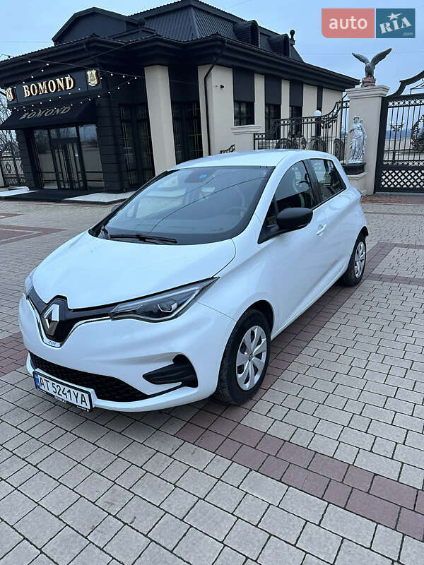 Хетчбек Renault Zoe 2022 в Снятині