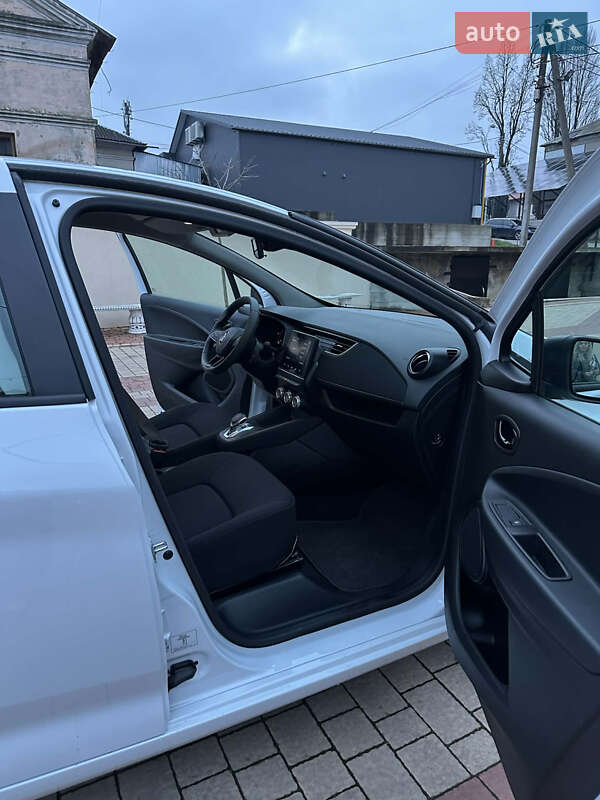 Хетчбек Renault Zoe 2022 в Снятині