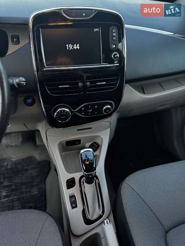 Хетчбек Renault Zoe 2015 в Новому Розділі