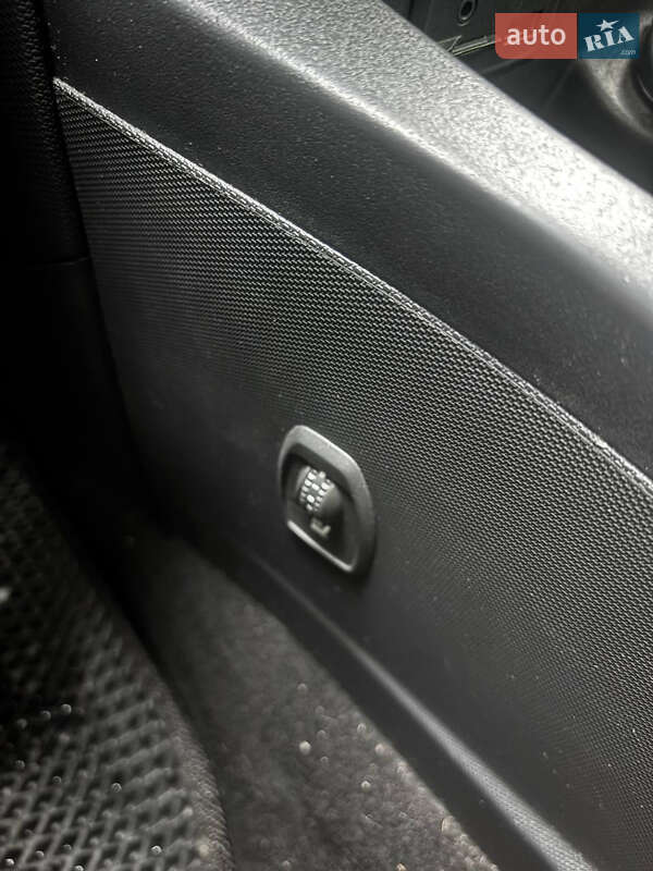 Хэтчбек Renault Zoe 2017 в Львове