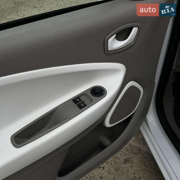 Хетчбек Renault Zoe 2019 в Ужгороді фото 19 Хетчбек Renault Zoe 2019 в Ужгороді