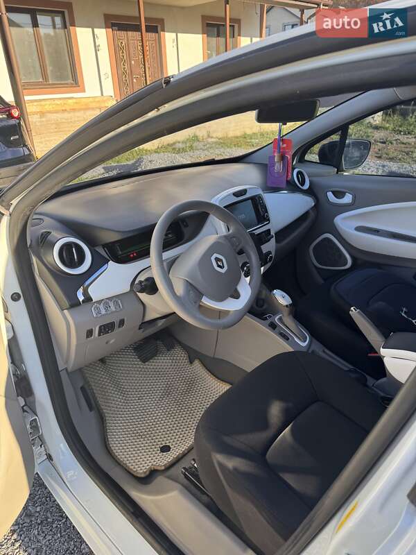 Хэтчбек Renault Zoe 2014 в Виннице
