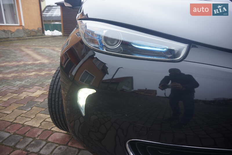 Хетчбек Renault Zoe 2015 в Самборі