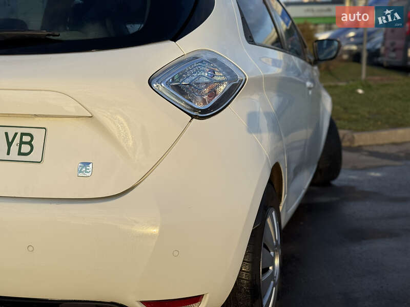 Хэтчбек Renault Zoe 2014 в Стрые фото 17 Хэтчбек Renault Zoe 2014 в Стрые