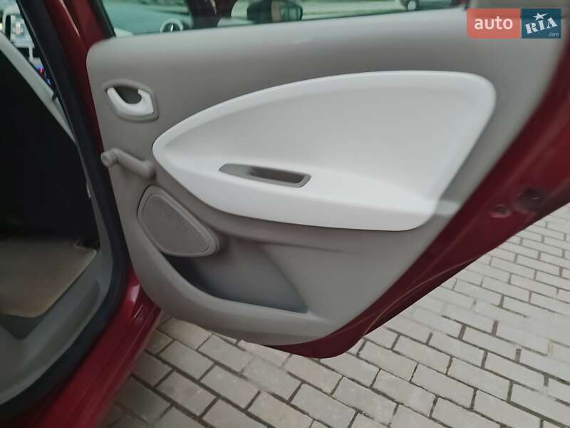 Хетчбек Renault Zoe 2017 в Львові фото 52 Хетчбек Renault Zoe 2017 в Львові