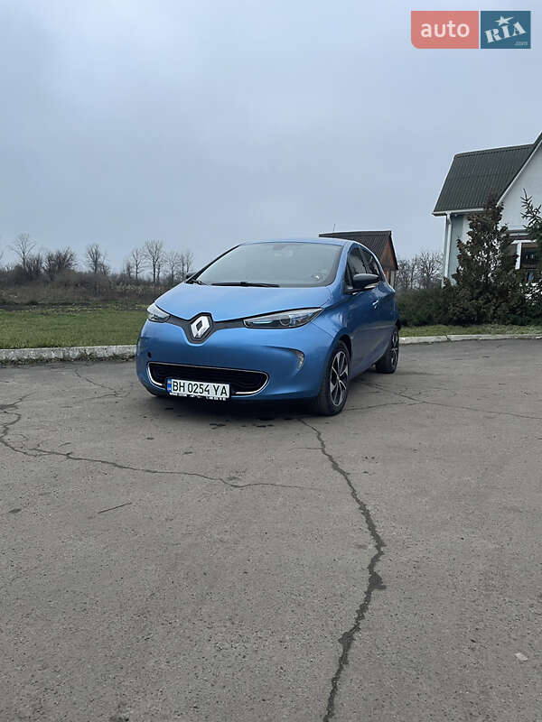 Хэтчбек Renault Zoe 2017 в Новоукраинке фото 2 Хэтчбек Renault Zoe 2017 в Новоукраинке