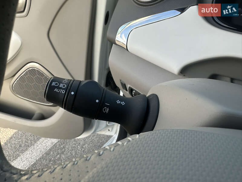 Хэтчбек Renault Zoe 2019 в Киеве фото 17 Хэтчбек Renault Zoe 2019 в Киеве