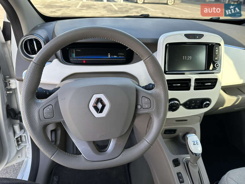 Хэтчбек Renault Zoe 2019 в Киеве фото 19 Хэтчбек Renault Zoe 2019 в Киеве