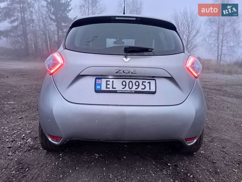 Хэтчбек Renault Zoe 2015 в Кременце фото 11 Хэтчбек Renault Zoe 2015 в Кременце
