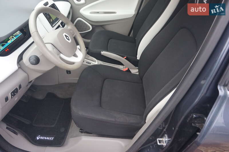 Хэтчбек Renault Zoe 2017 в Самборе фото 30 Хэтчбек Renault Zoe 2017 в Самборе