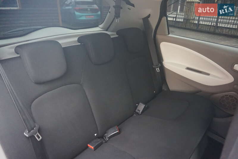 Хэтчбек Renault Zoe 2017 в Самборе фото 45 Хэтчбек Renault Zoe 2017 в Самборе