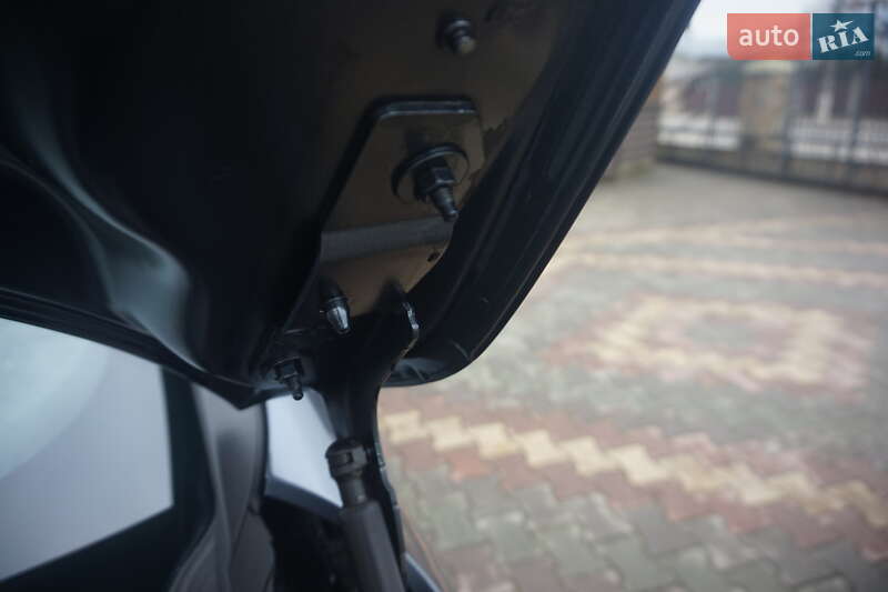 Хэтчбек Renault Zoe 2017 в Самборе фото 54 Хэтчбек Renault Zoe 2017 в Самборе