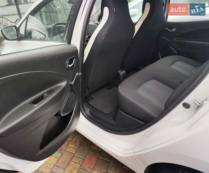 Хэтчбек Renault Zoe 2020 в Новых Санжарах фото 11 Хэтчбек Renault Zoe 2020 в Новых Санжарах