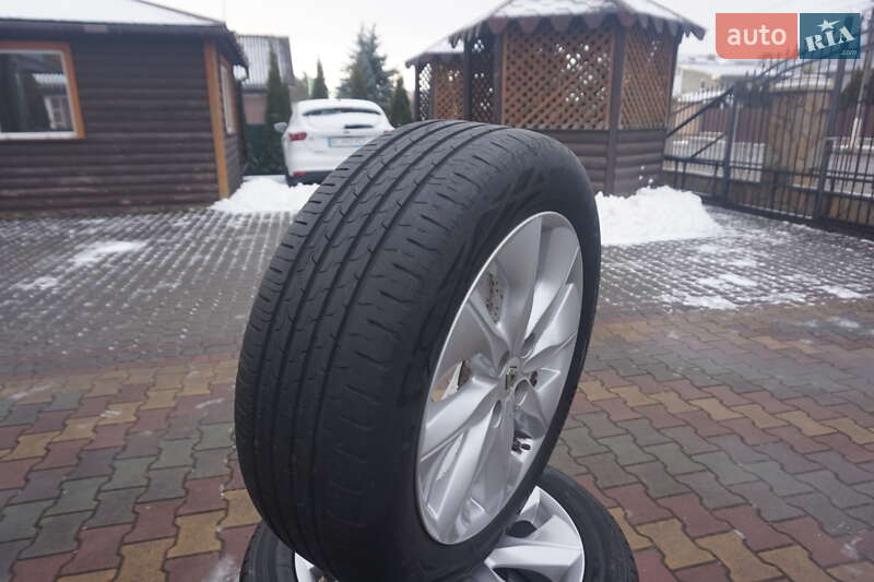 Хэтчбек Renault Zoe 2015 в Самборе фото 74 Хэтчбек Renault Zoe 2015 в Самборе