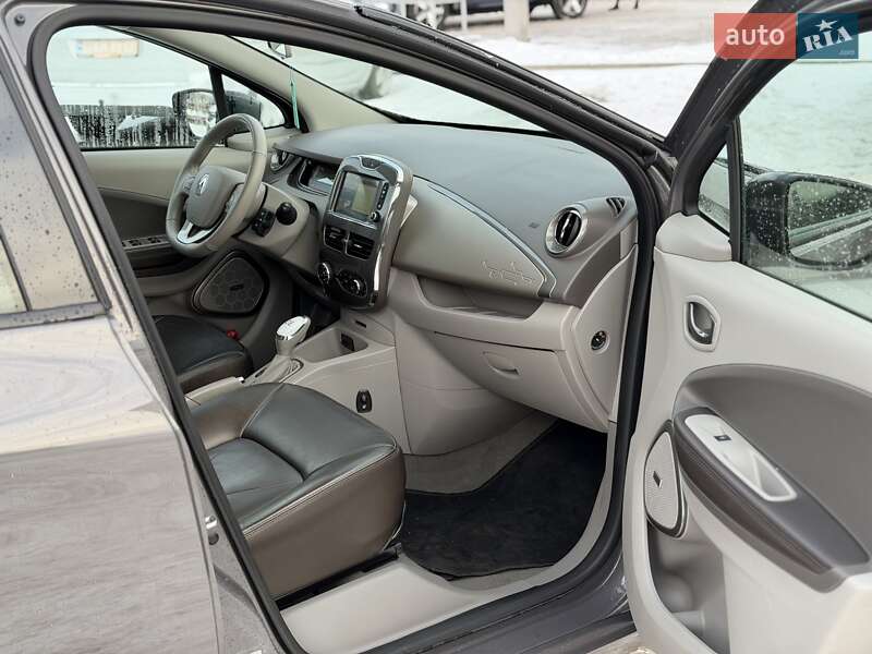 Хэтчбек Renault Zoe 2018 в Луцке фото 13 Хэтчбек Renault Zoe 2018 в Луцке
