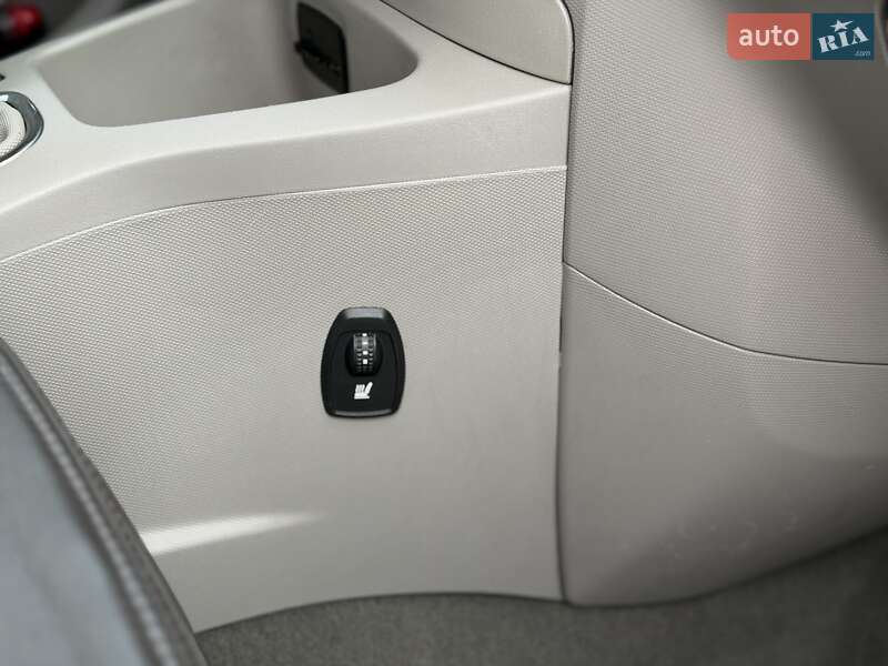 Хэтчбек Renault Zoe 2018 в Луцке фото 16 Хэтчбек Renault Zoe 2018 в Луцке