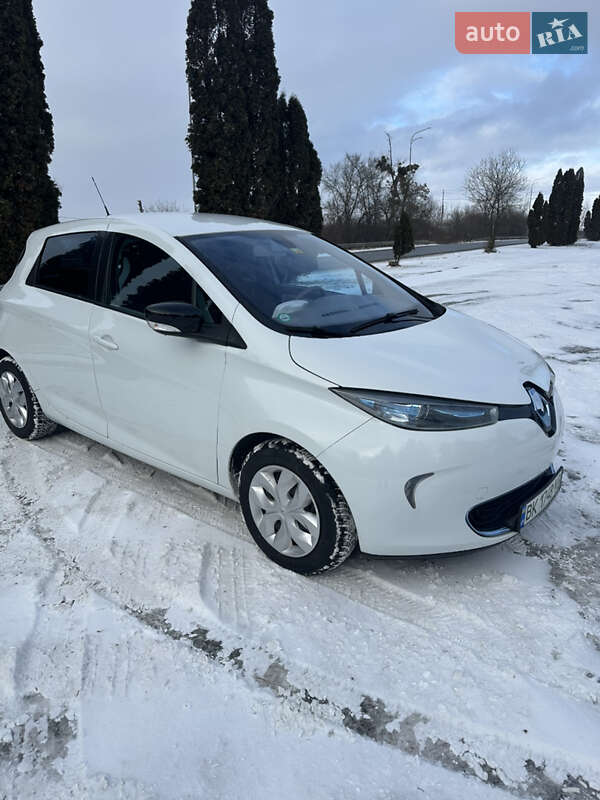 Хэтчбек Renault Zoe 2013 в Дубно