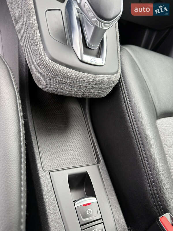 Хэтчбек Renault Zoe 2020 в Дрогобыче фото 25 Хэтчбек Renault Zoe 2020 в Дрогобыче