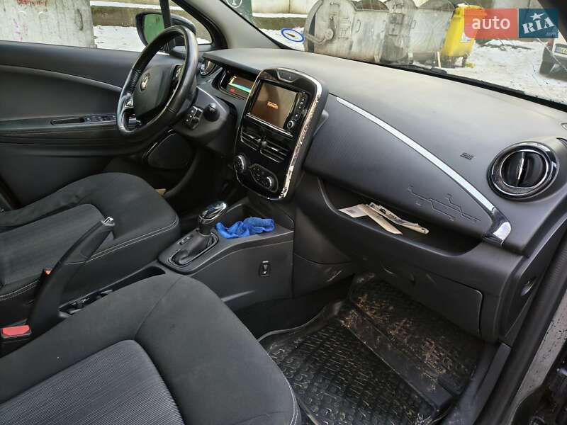 Хэтчбек Renault Zoe 2017 в Хмельницком