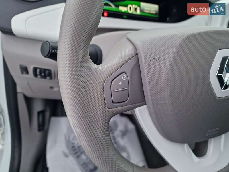Хэтчбек Renault Zoe 2017 в Виннице фото 27 Хэтчбек Renault Zoe 2017 в Виннице