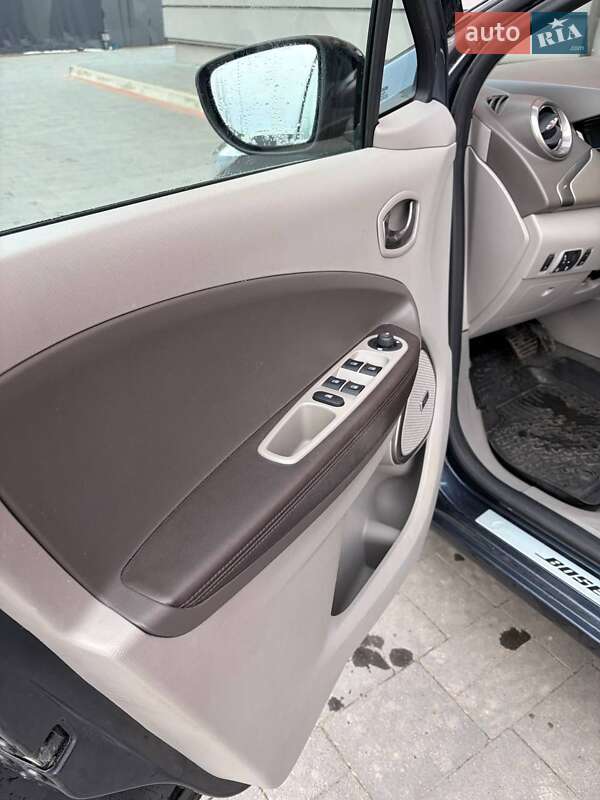 Хетчбек Renault Zoe 2018 в Дрогобичі фото 11 Хетчбек Renault Zoe 2018 в Дрогобичі