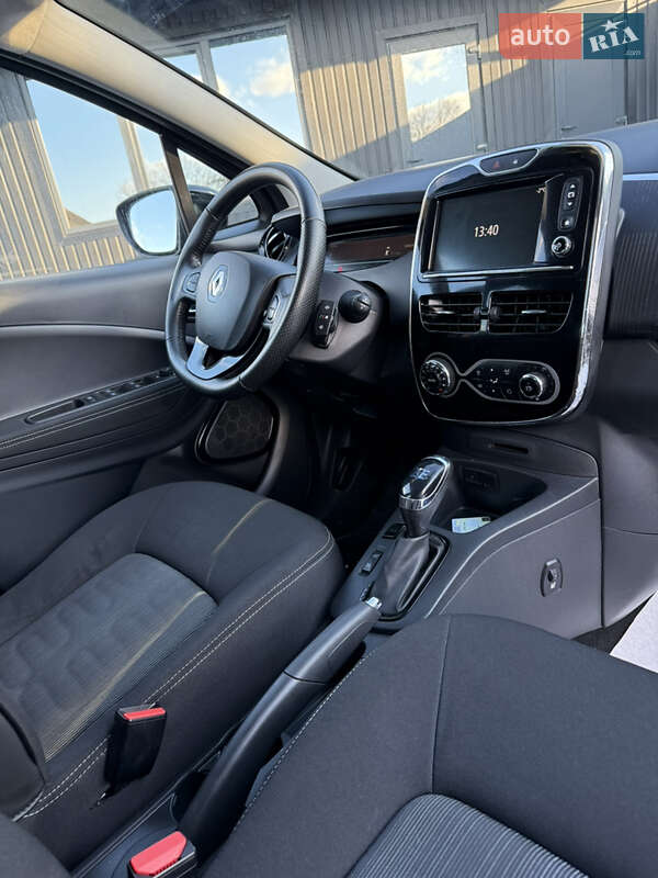 Хетчбек Renault Zoe 2018 в Дрогобичі