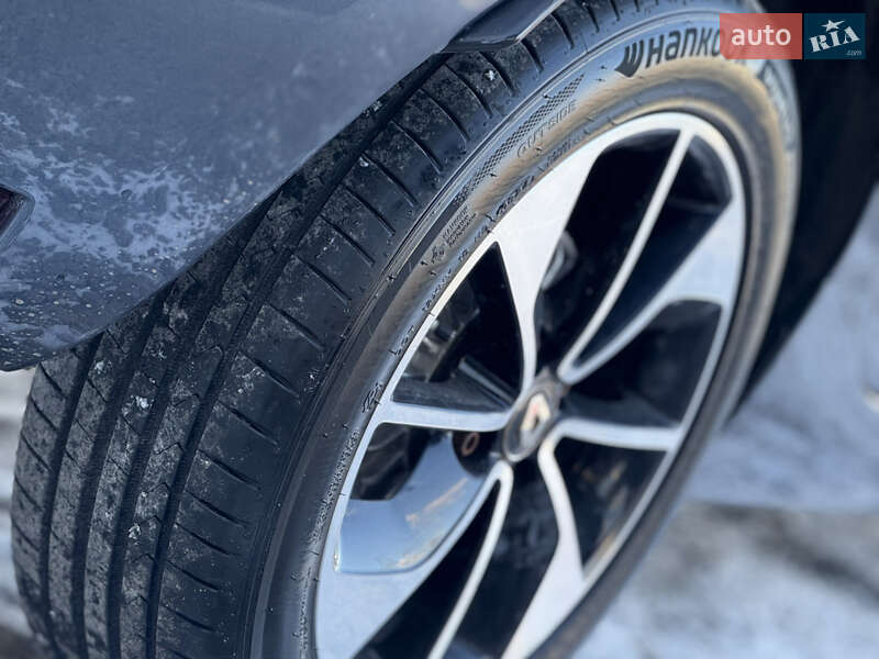 Хетчбек Renault Zoe 2018 в Дрогобичі