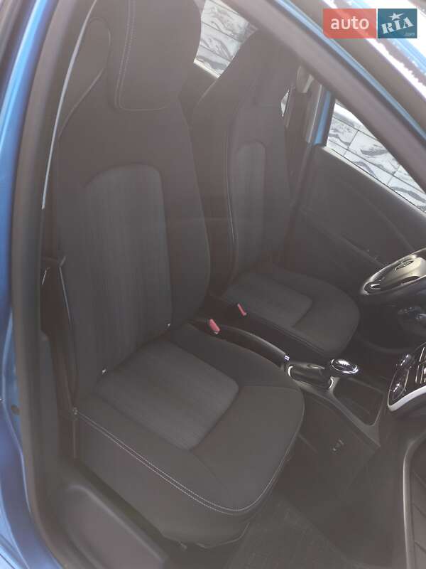 Хэтчбек Renault Zoe 2019 в Житомире