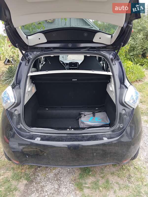 Хэтчбек Renault Zoe 2016 в Днепре