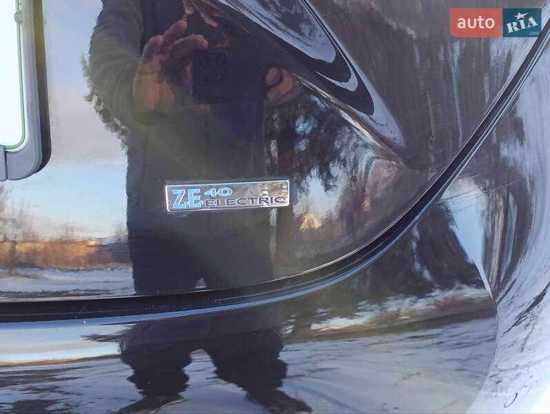 Хэтчбек Renault Zoe 2018 в Дубно