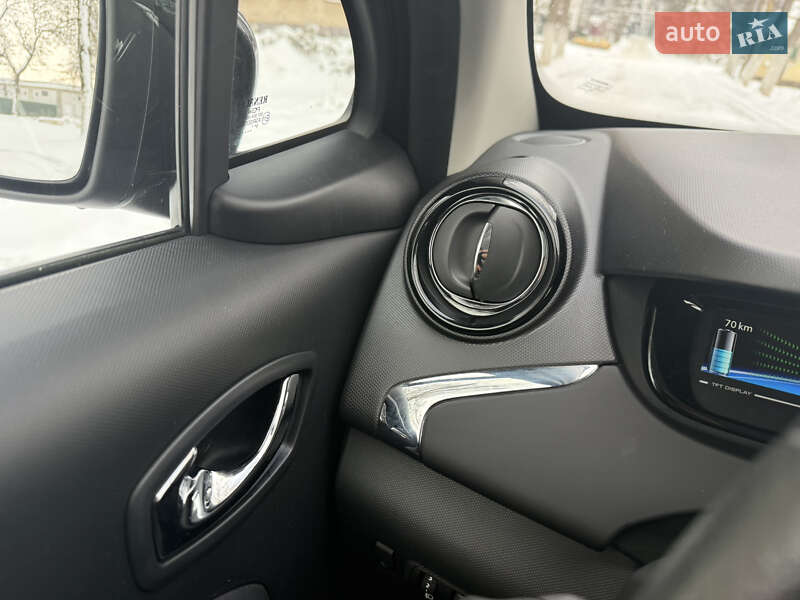 Хэтчбек Renault Zoe 2017 в Ужгороде