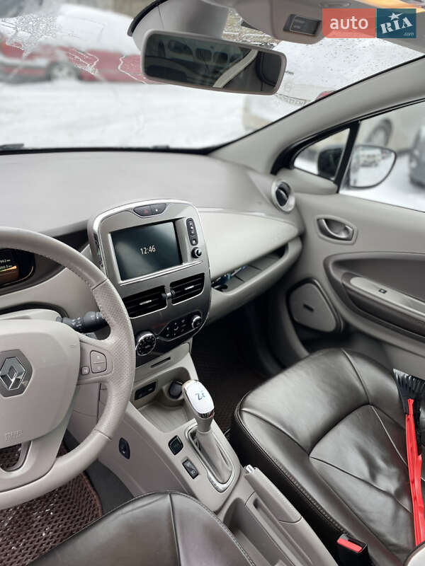 Хэтчбек Renault Zoe 2017 в Хмельницком