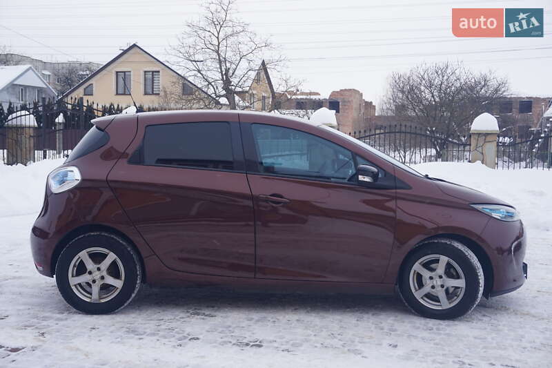 Хэтчбек Renault Zoe 2015 в Самборе